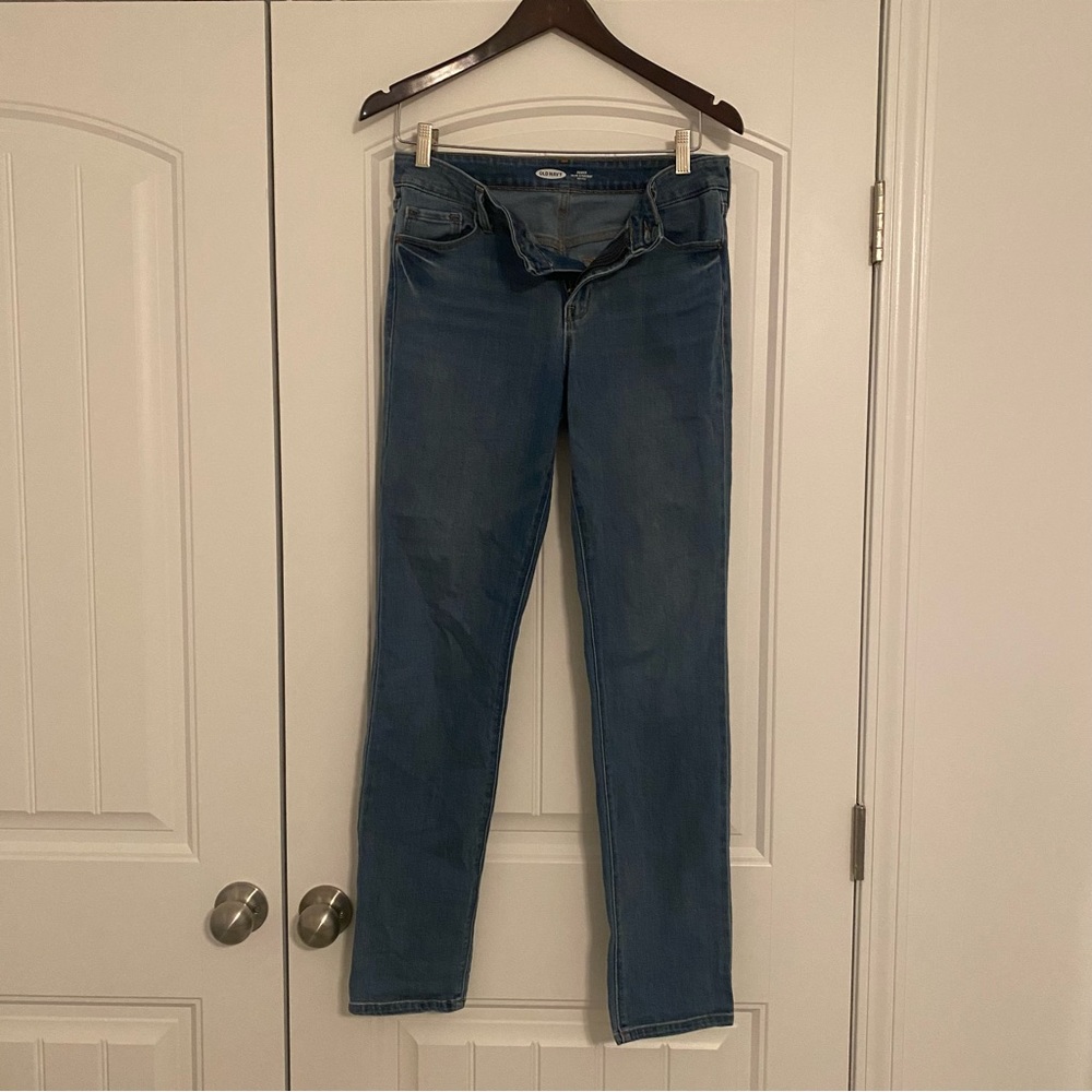 Old Navy Size 6 Long Power Slim Straight Mid-Rise Jeans